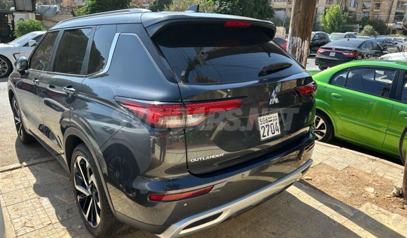 
								 ميتسوبيشي – Mitsubishi Outlander ممتلئ									