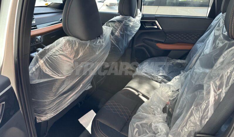 
								 ميتسوبيشي – Mitsubishi Outlander ممتلئ									