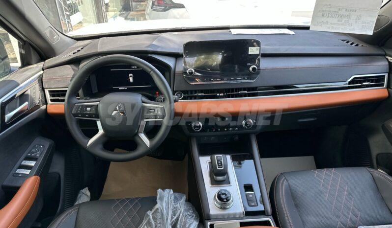 
								 ميتسوبيشي – Mitsubishi Outlander ممتلئ									