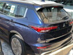 
										 ميتسوبيشي – Mitsubishi Outlander ممتلئ									
