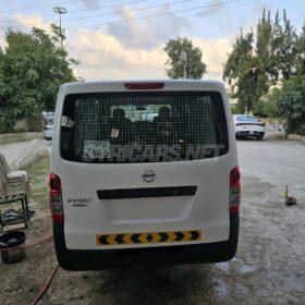 نيسان – Nissan Urvan