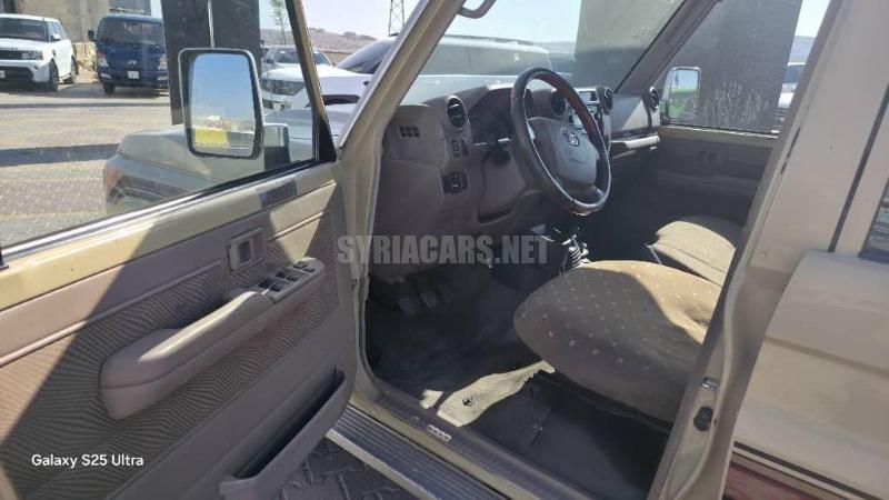 2014  مستعمل تويوتا – Toyota لاندكروزر شاص