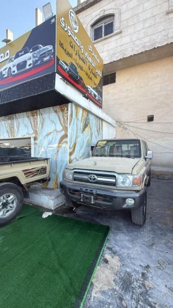 2014  مستعمل تويوتا – Toyota لاندكروزر شاص
