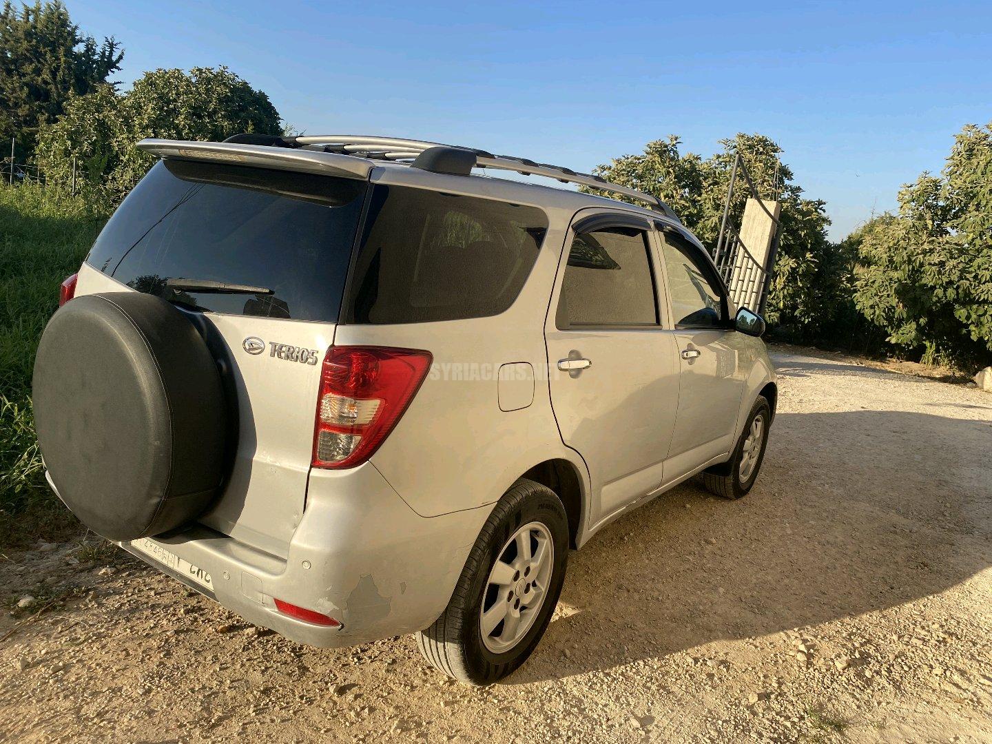ديهاتسو – Daihatsu Terios