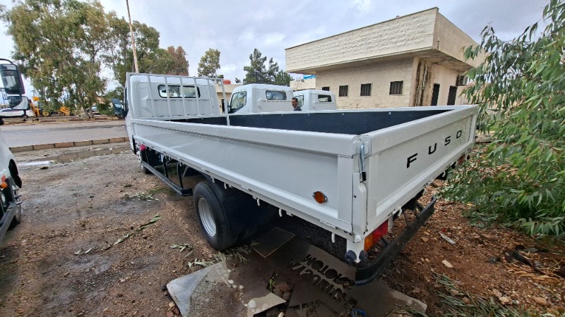 2025  جديد ميتسوبيشي – Mitsubishi فسو – FUSO