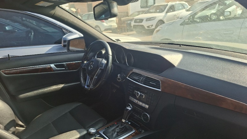 2014  مستعمل مرسيدس بينز – Mercedes benz C 250