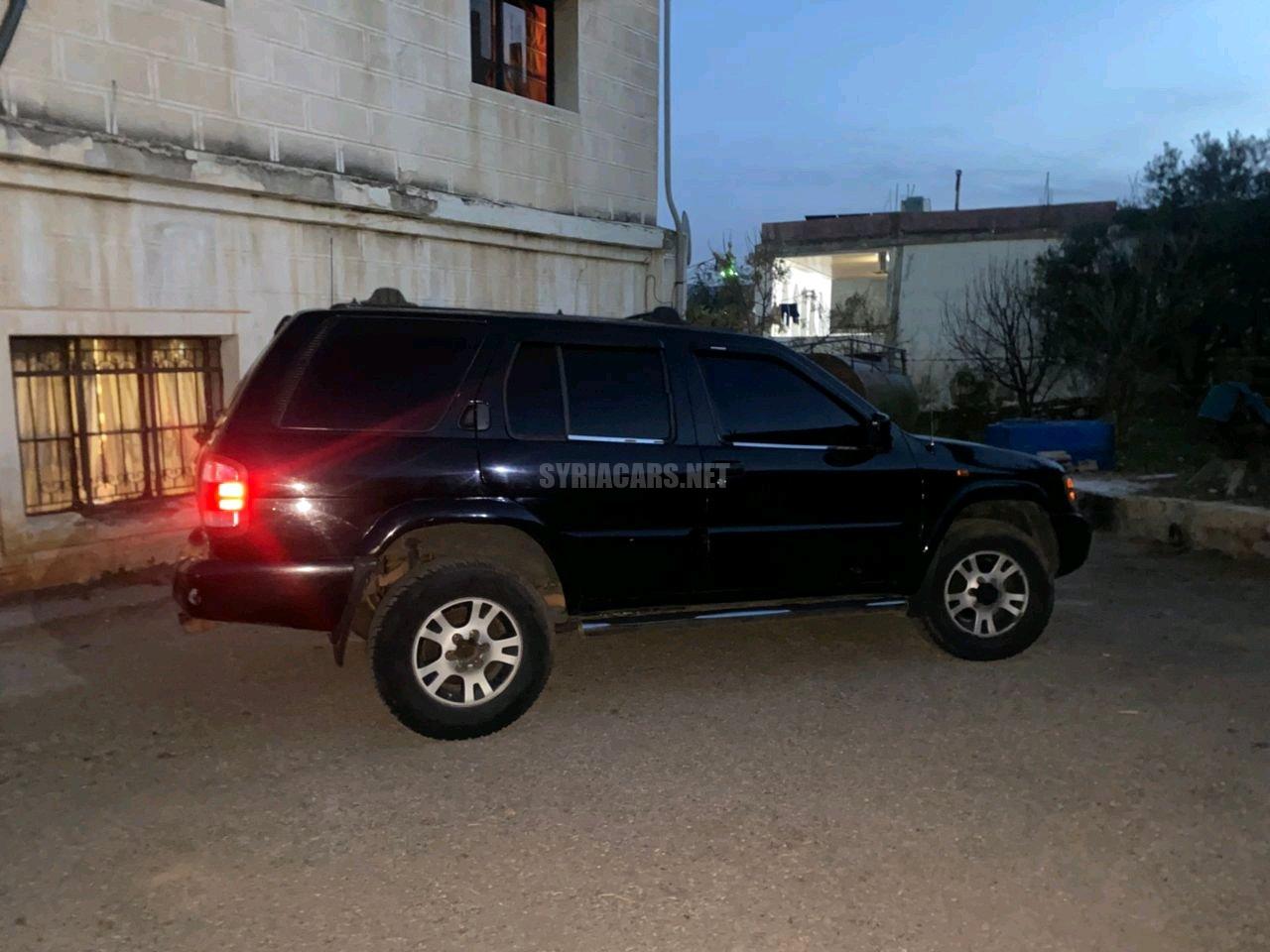 نيسان – Nissan باثفايندر-Pathfinder