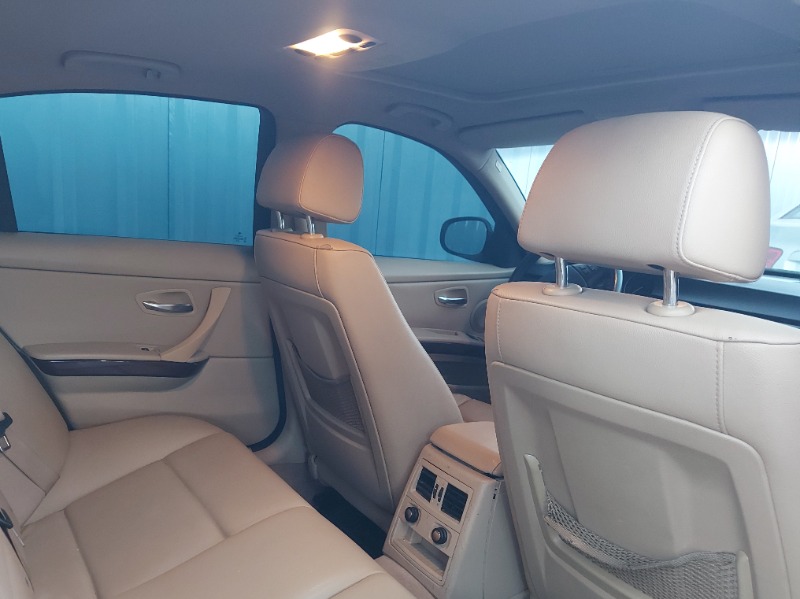 2010  مستعمل بي ام دابيليو – BMW 323