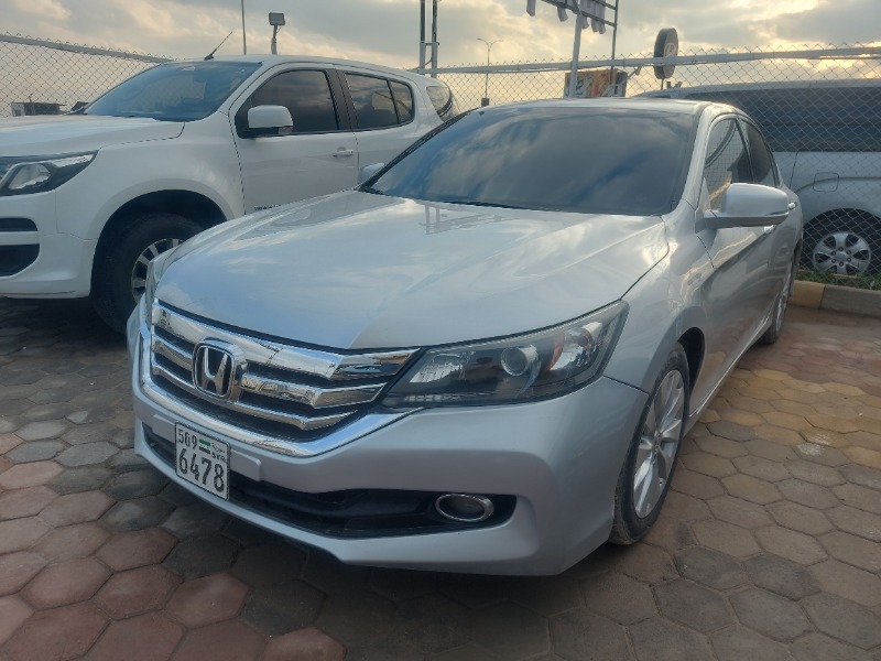 2015  مستعمل هوندا – Honda اكورد – Accord