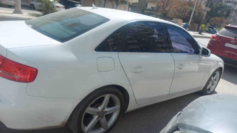 2011  مستعمل اودي – Audi A4