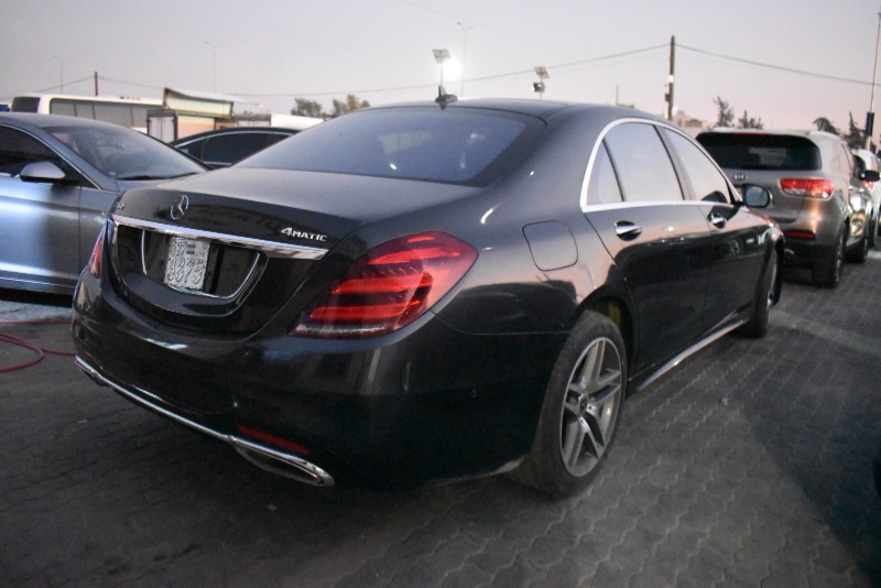 2018  مستعمل مرسيدس بينز – Mercedes benz S 560