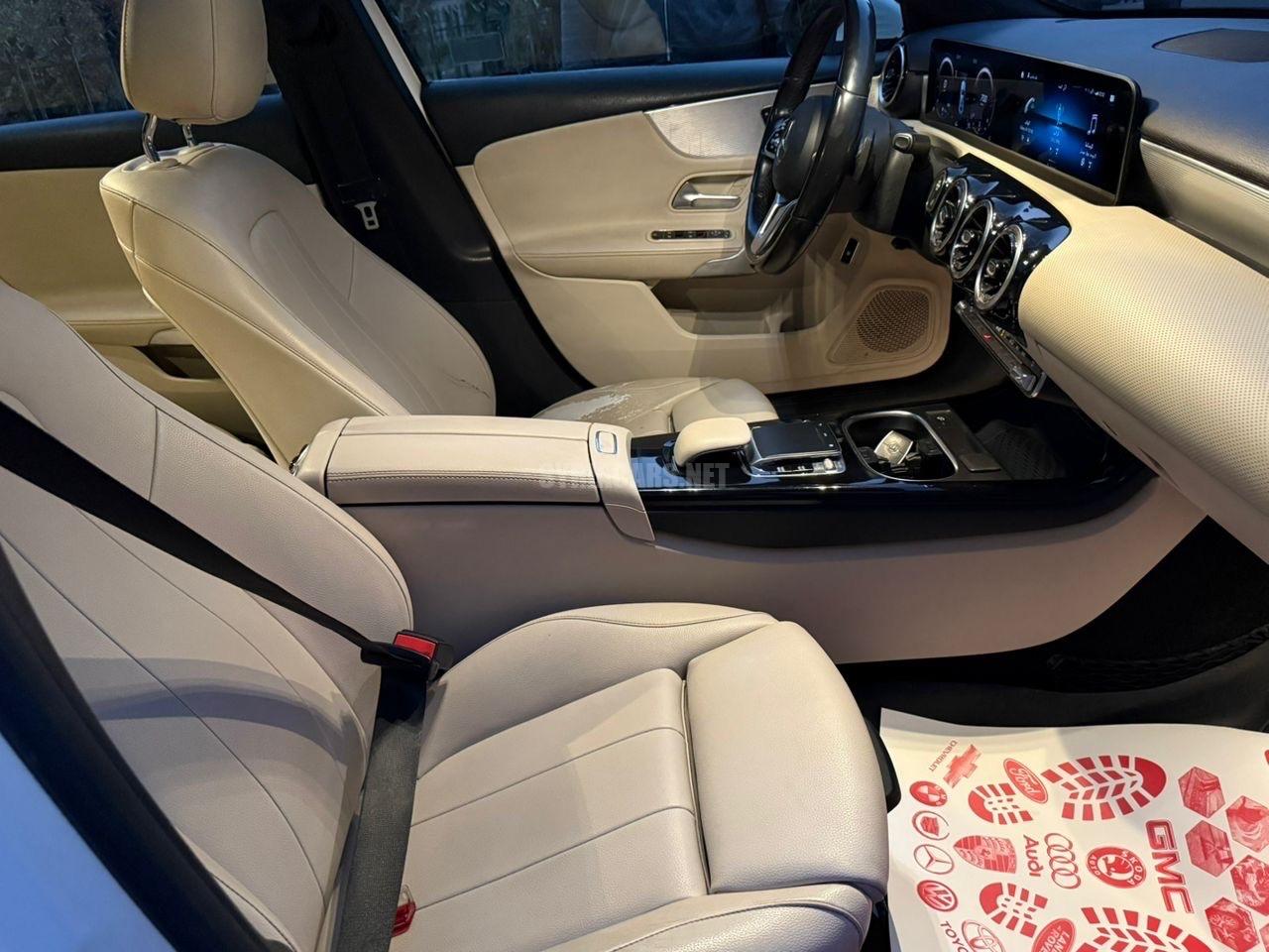 مرسيدس بينز – Mercedes benz A 220