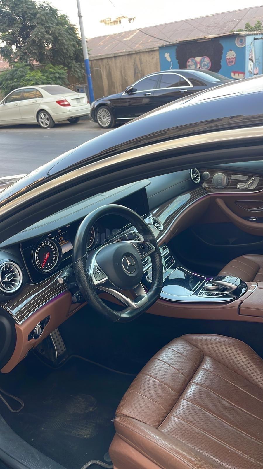 مرسيدس بينز – Mercedes benz E400