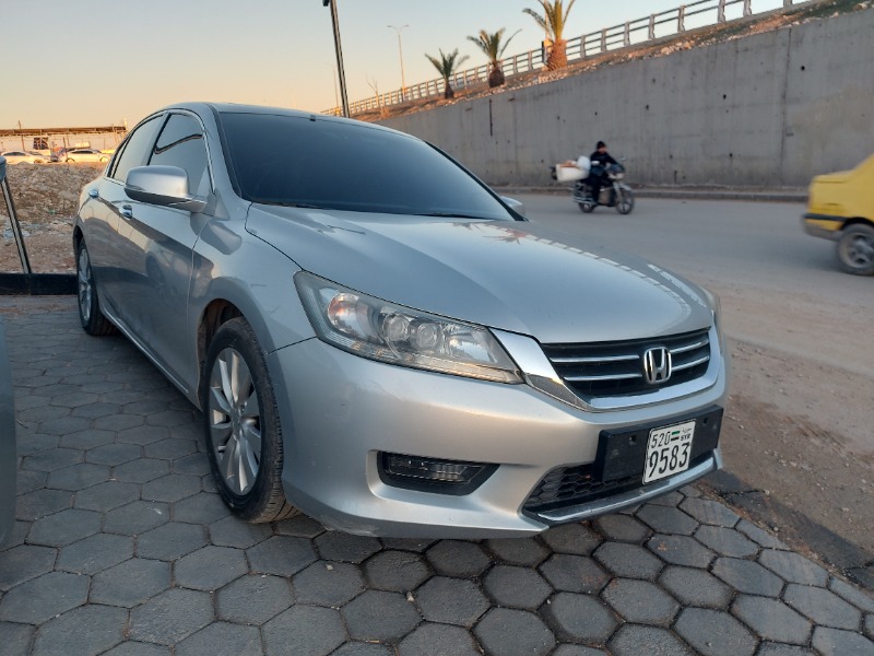 2015  مستعمل هوندا – Honda اكورد – Accord