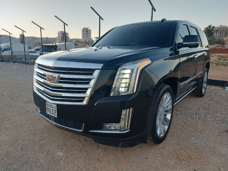 2015  مستعمل كاديلاك – Cadillac ايسكاليد – Escalade
