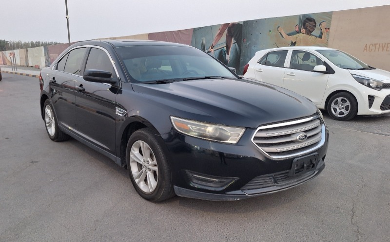 2015  مستعمل فورد – Ford Taurus