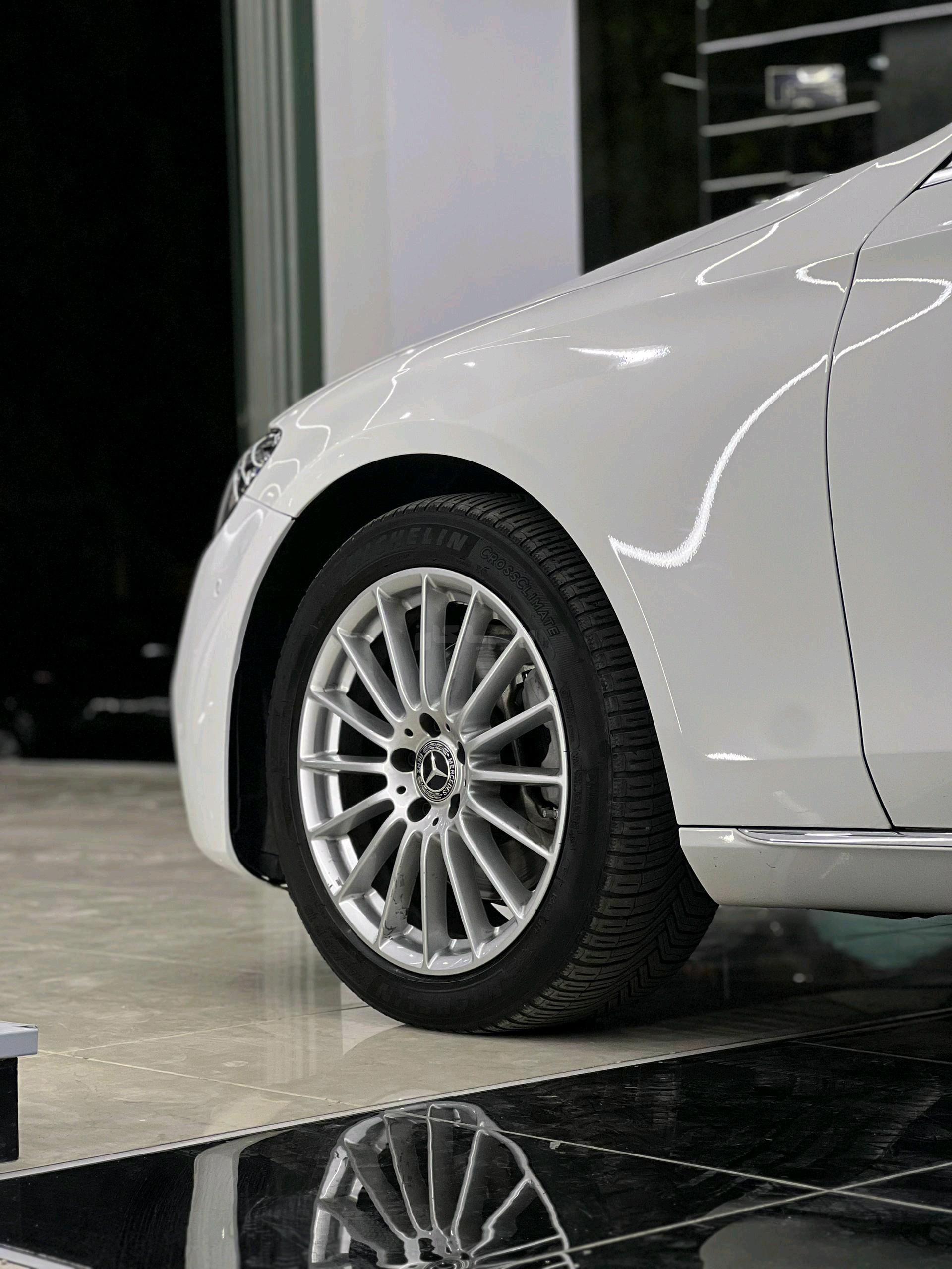 مرسيدس بينز – Mercedes benz E250