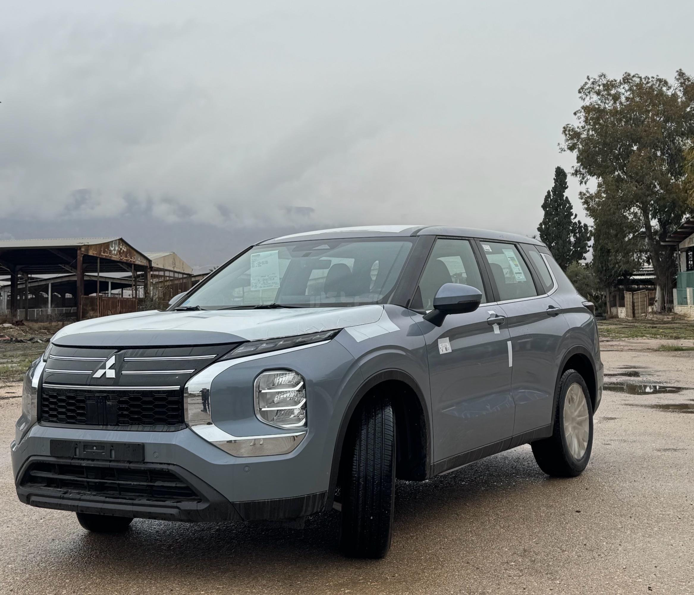 ميتسوبيشي – Mitsubishi Outlander