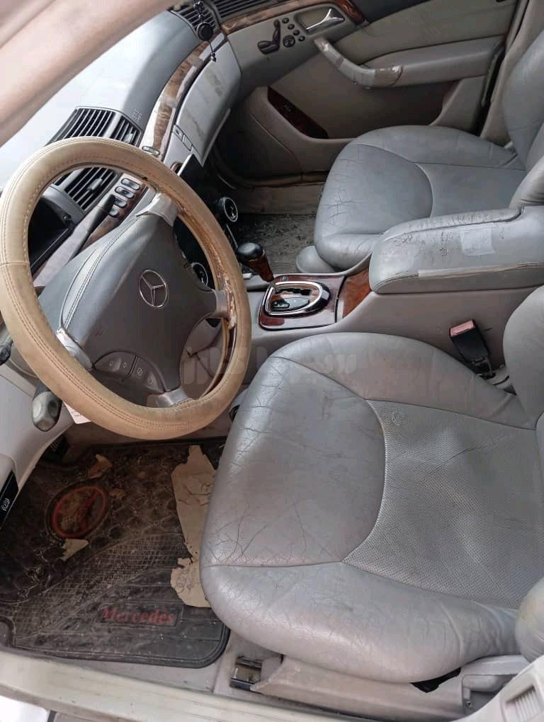 مرسيدس بينز – Mercedes benz 320