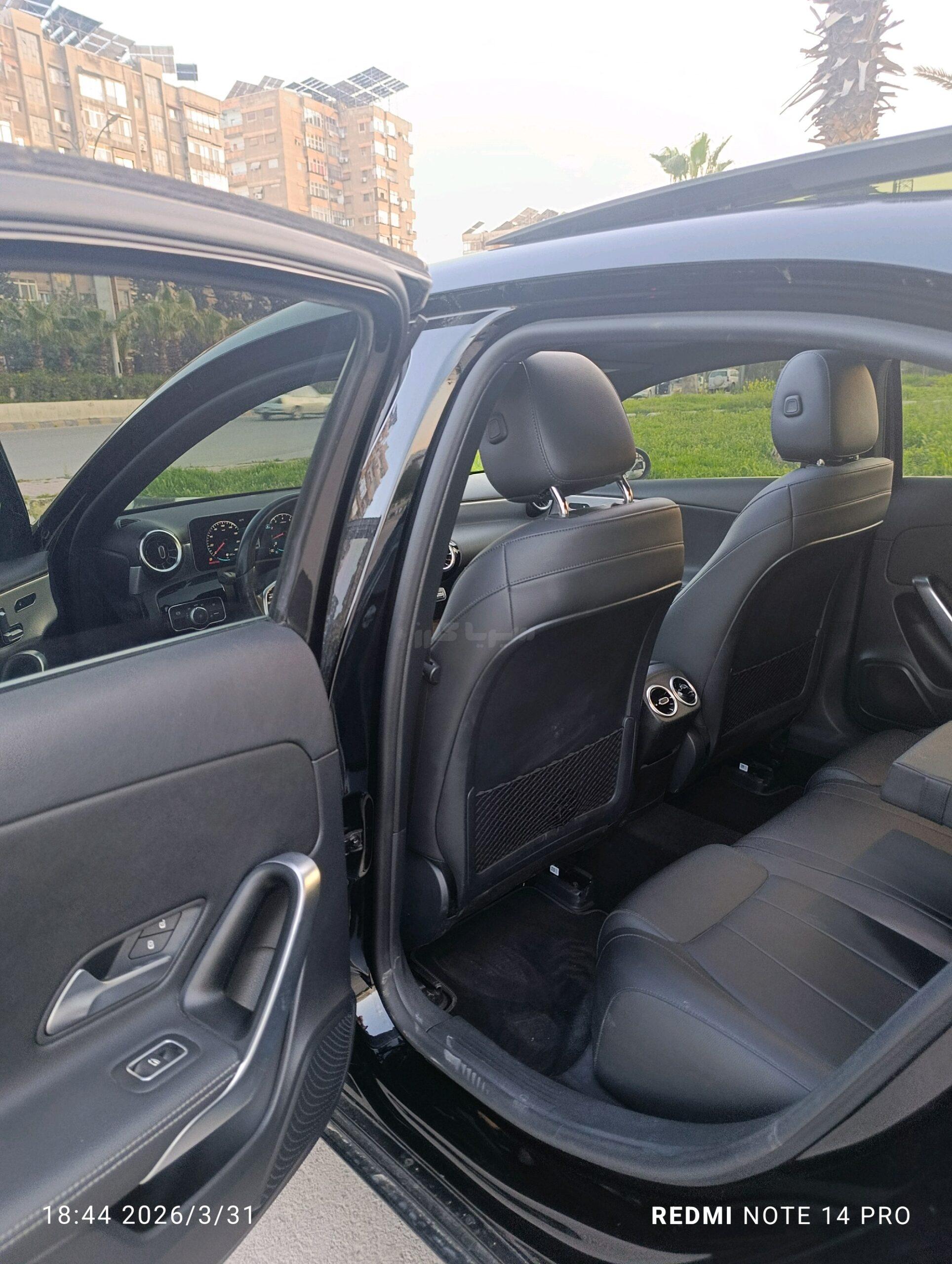 مرسيدس بينز – Mercedes benz A 220