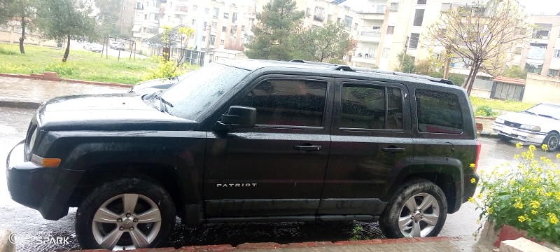 2012  مستعمل جيب – Jeep شيروكي – Cherokee