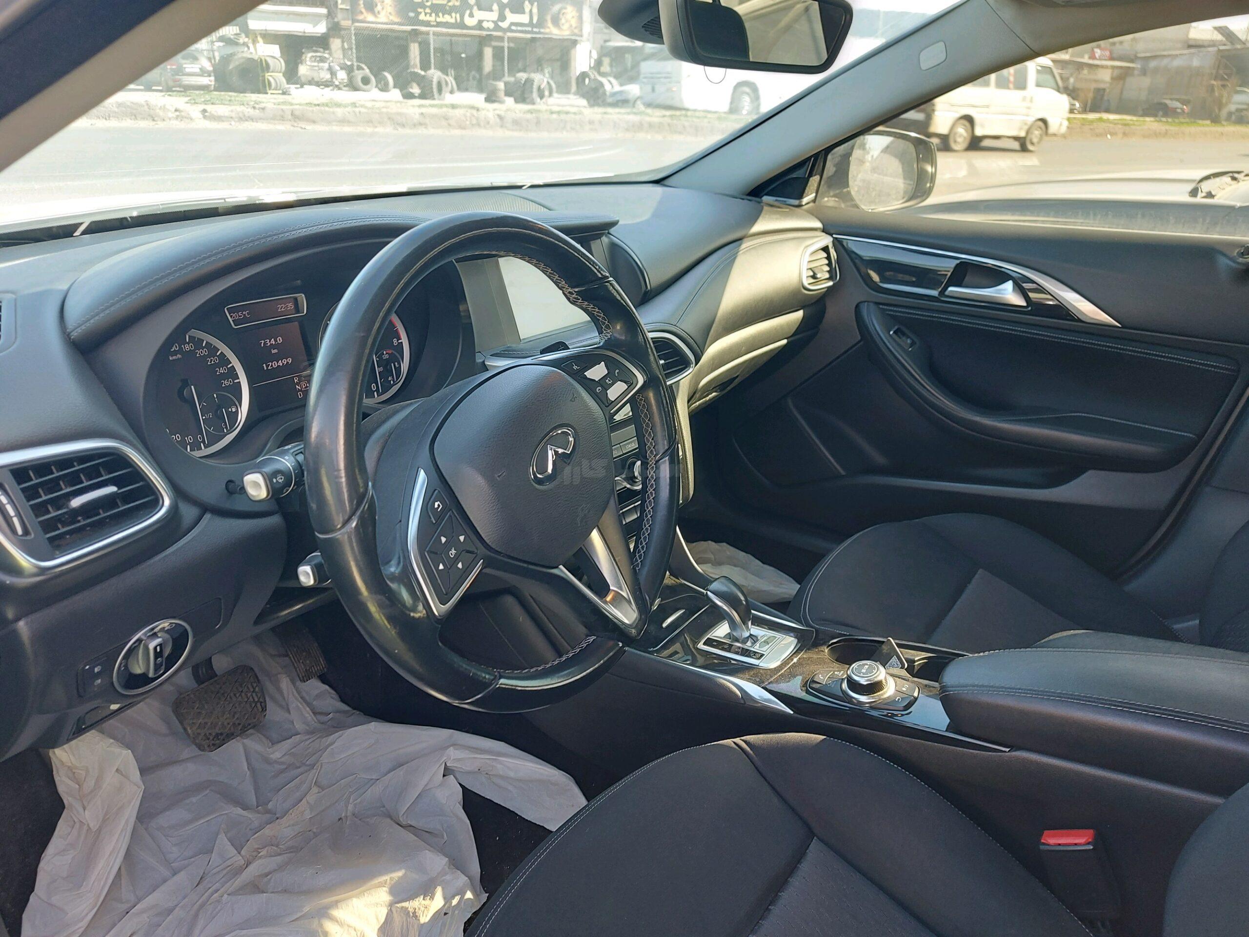 انفينيتي – Infiniti Q30