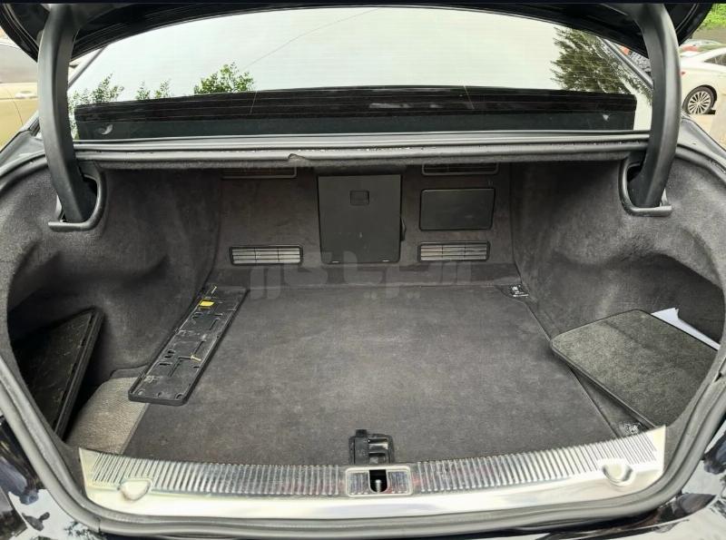 اودي – Audi A8