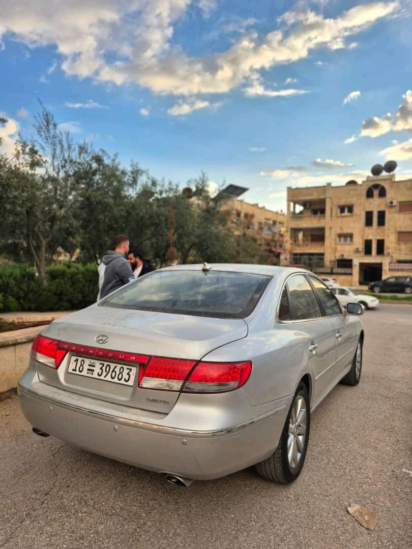 هيونداي – Hyundai ازيرا – Azera