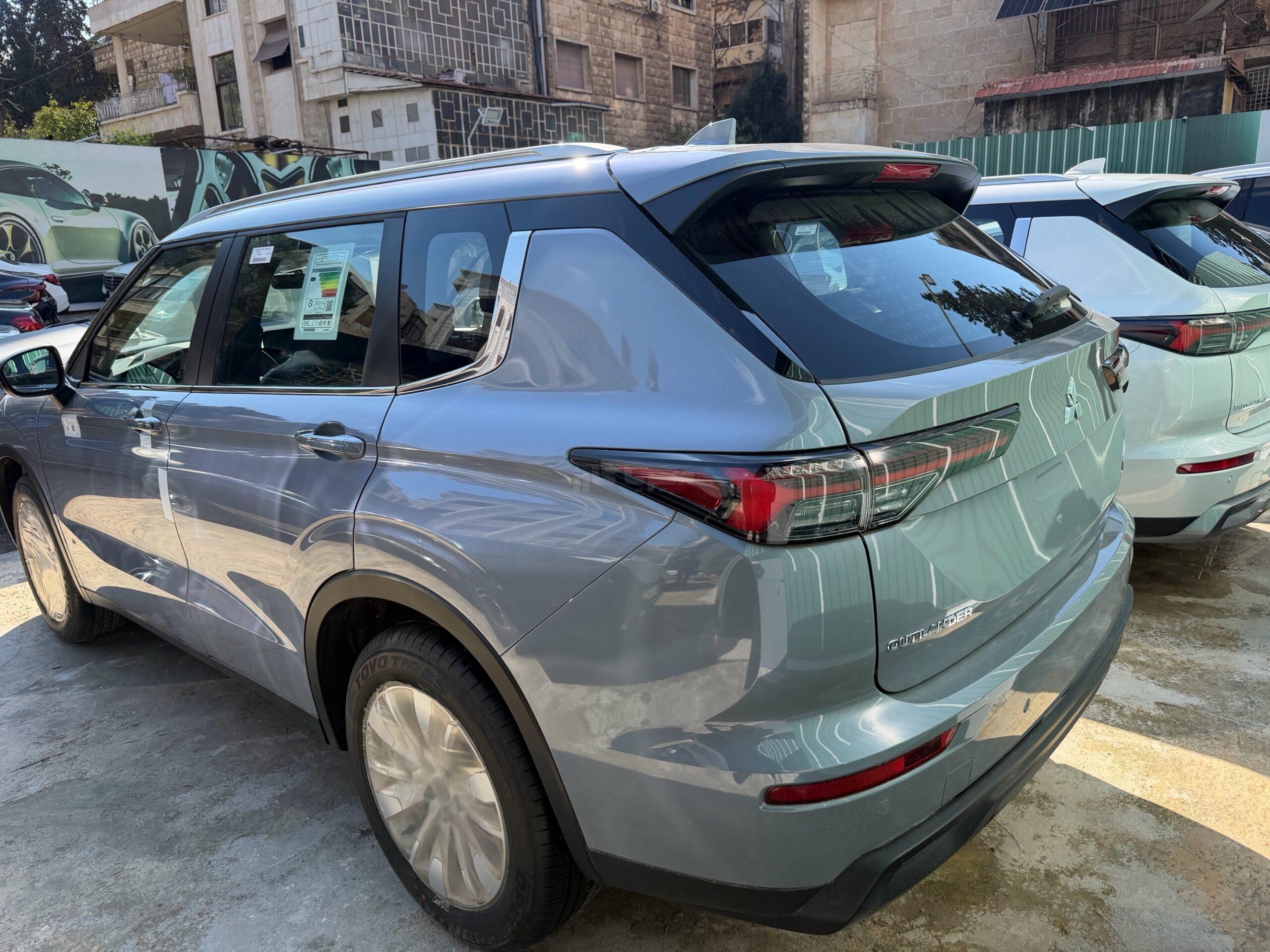 ميتسوبيشي – Mitsubishi Outlander