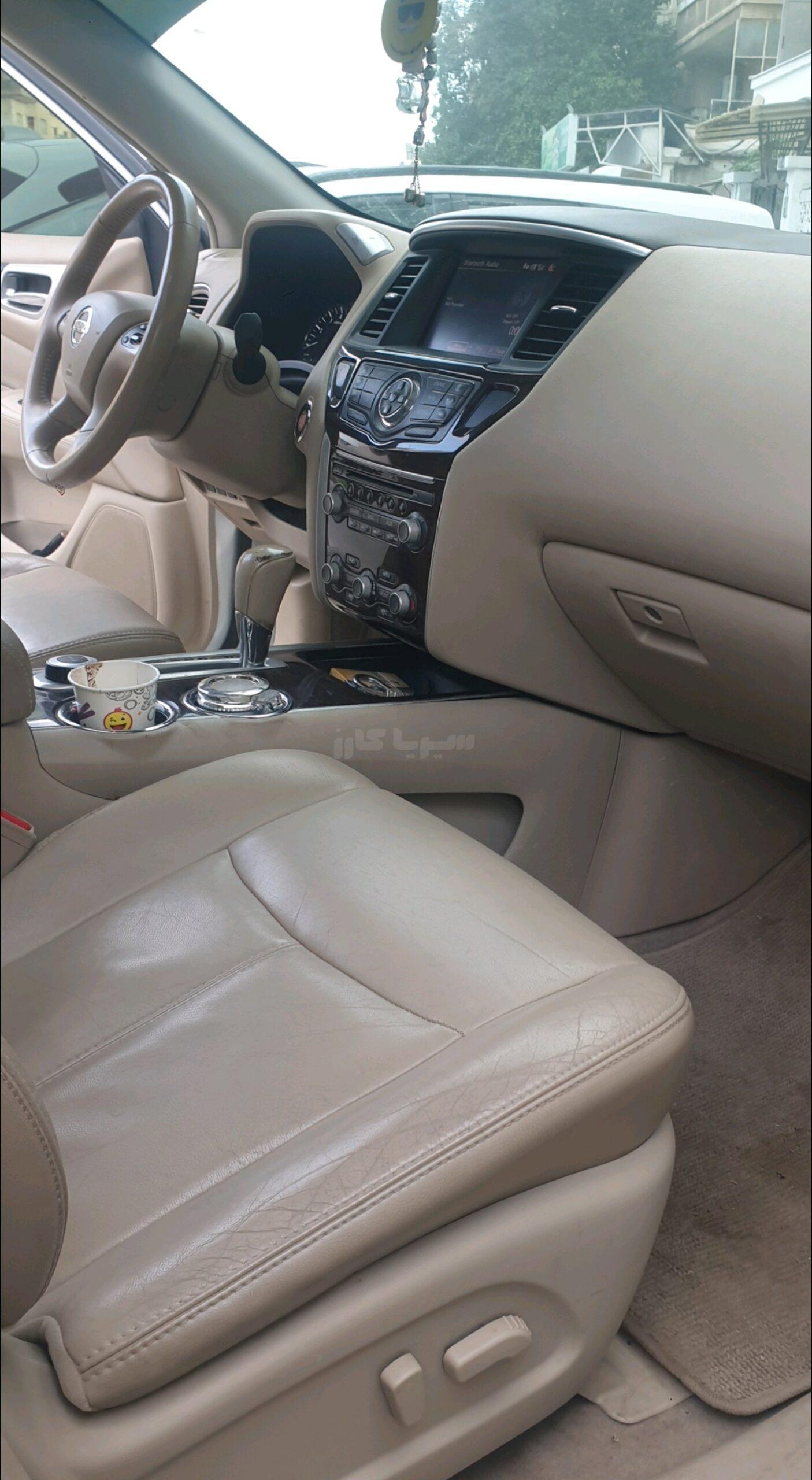 نيسان – Nissan باثفايندر-Pathfinder