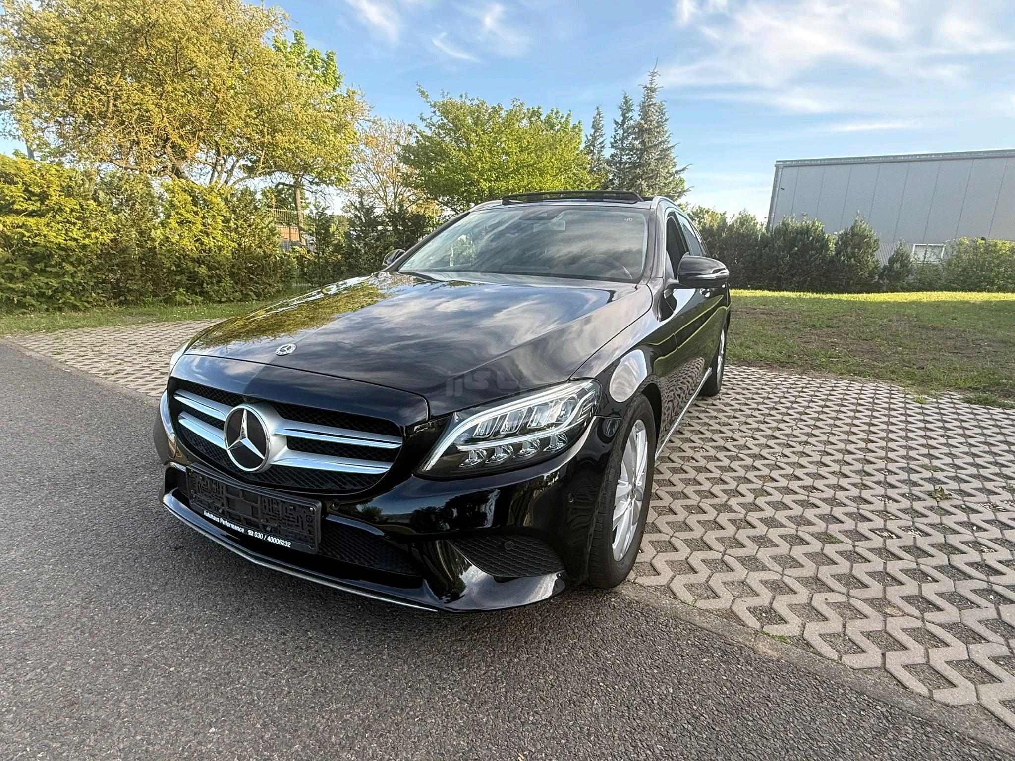 مرسيدس بينز – Mercedes benz C 220