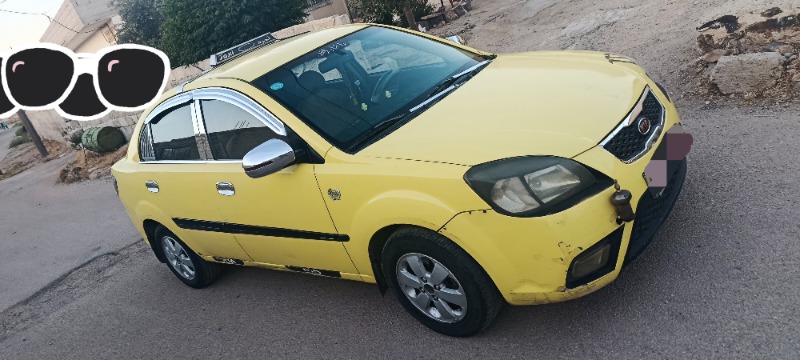 كيا ريو 2010