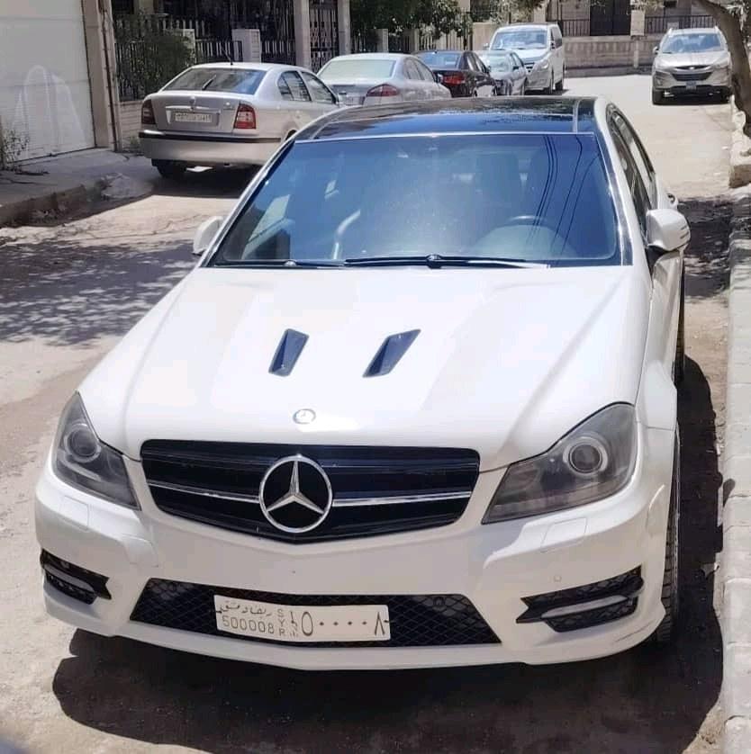 مرسيدس بينز C 280 2016