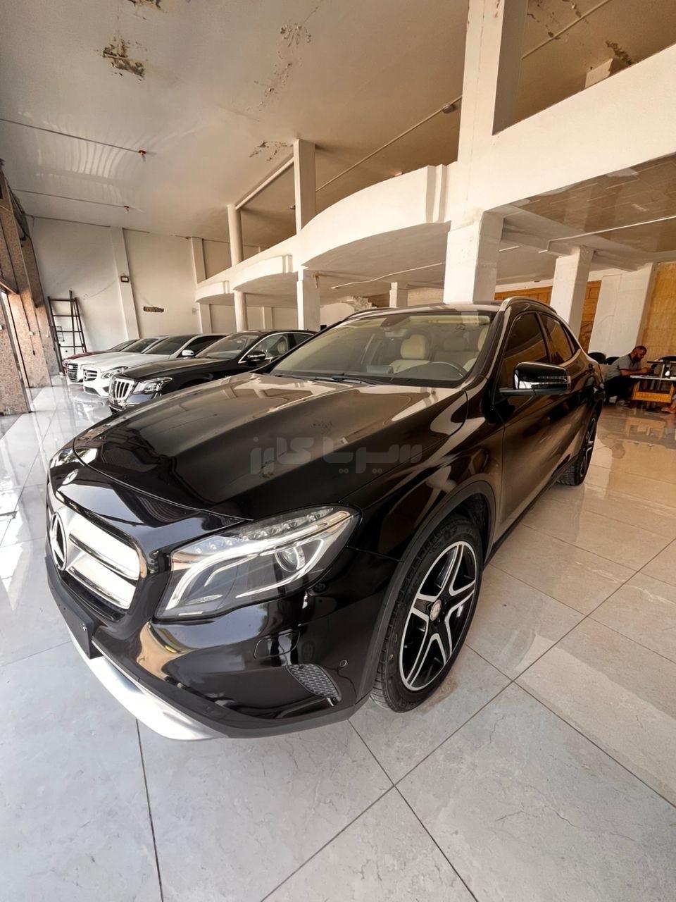 مرسيدس بينز GLA 250 2015