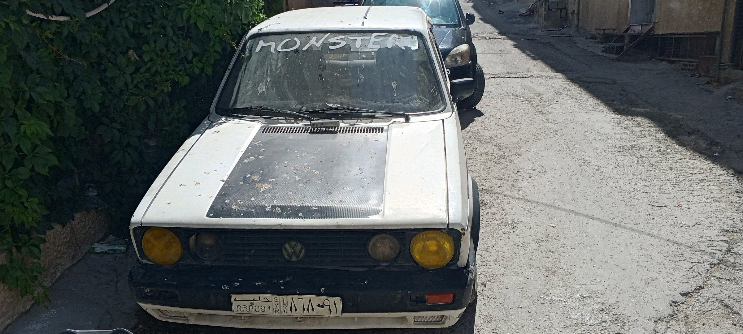 فولكس فاكن جولف 1976