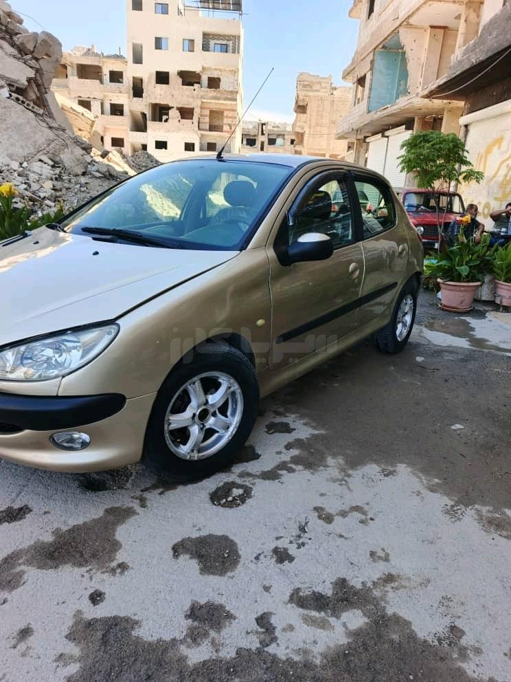 بيجو 206 2004