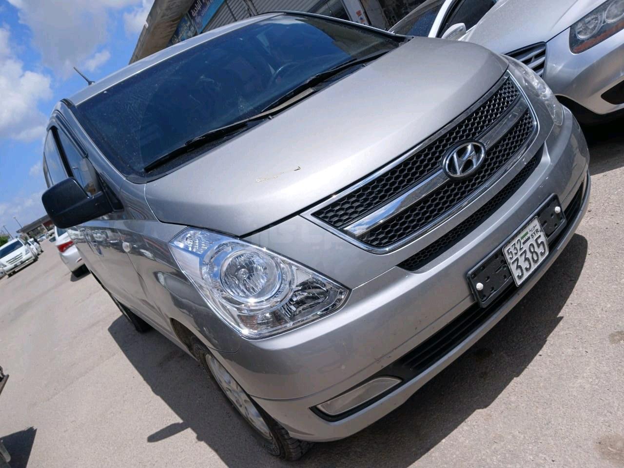 هيونداي - Hyundai فان - H1
