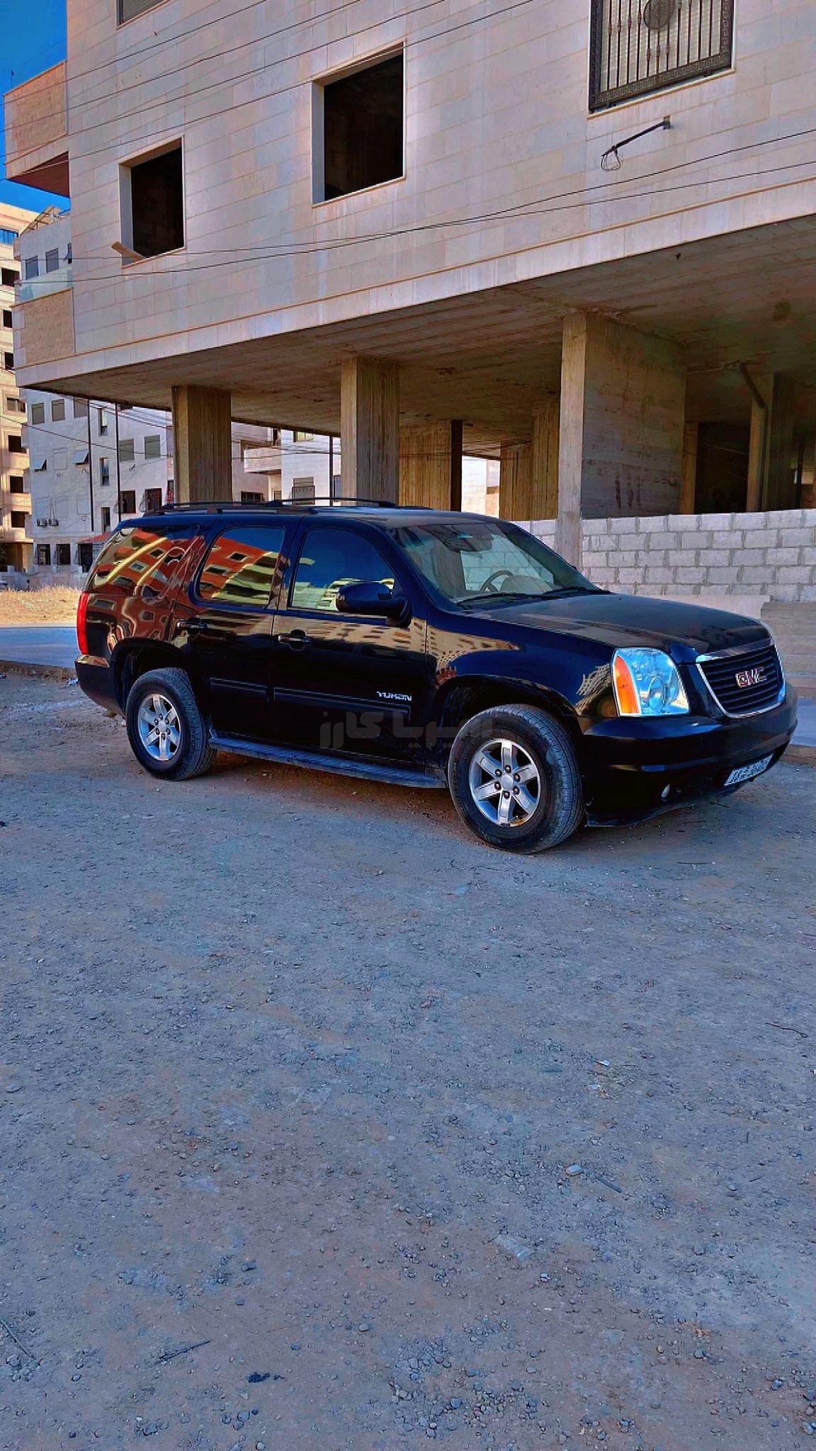 جي ام سي Yukon 2011