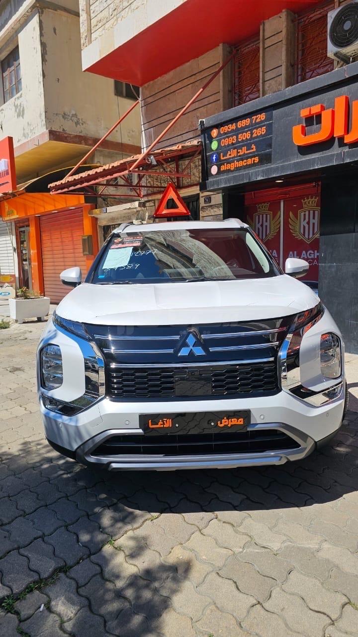 ميتسوبيشي - Mitsubishi Outlander