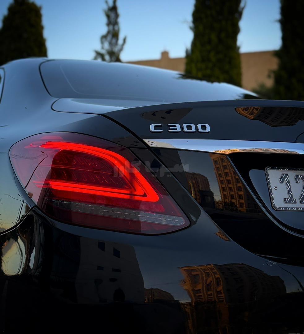 مرسيدس بينز C 300 2019