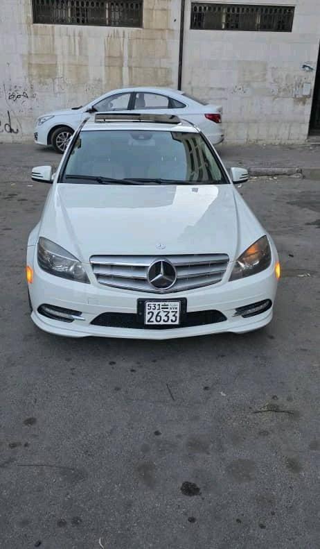 مرسيدس بينز C 300 2011