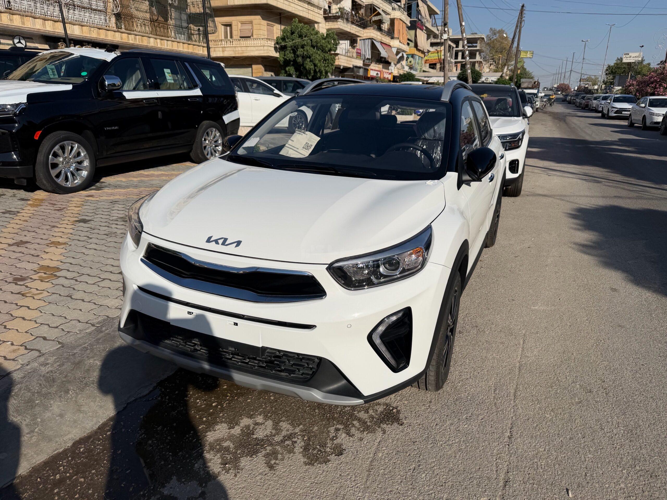 كيا KX1 2025