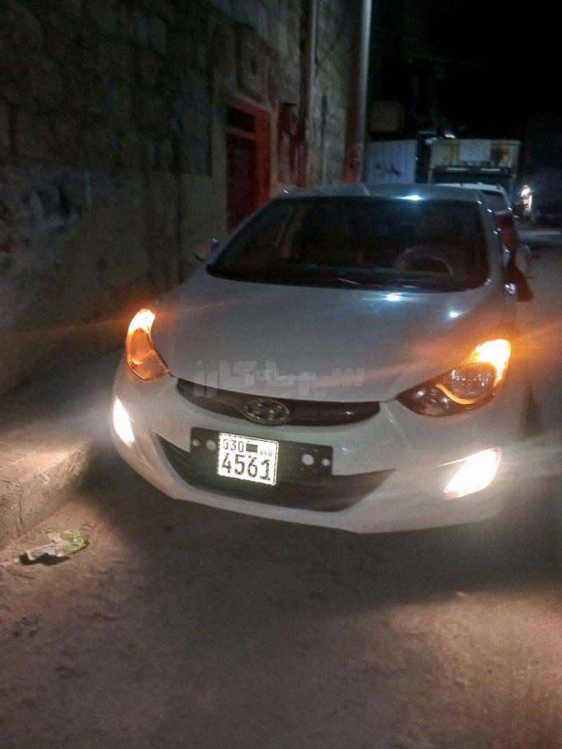 هيونداي الينترا 2012