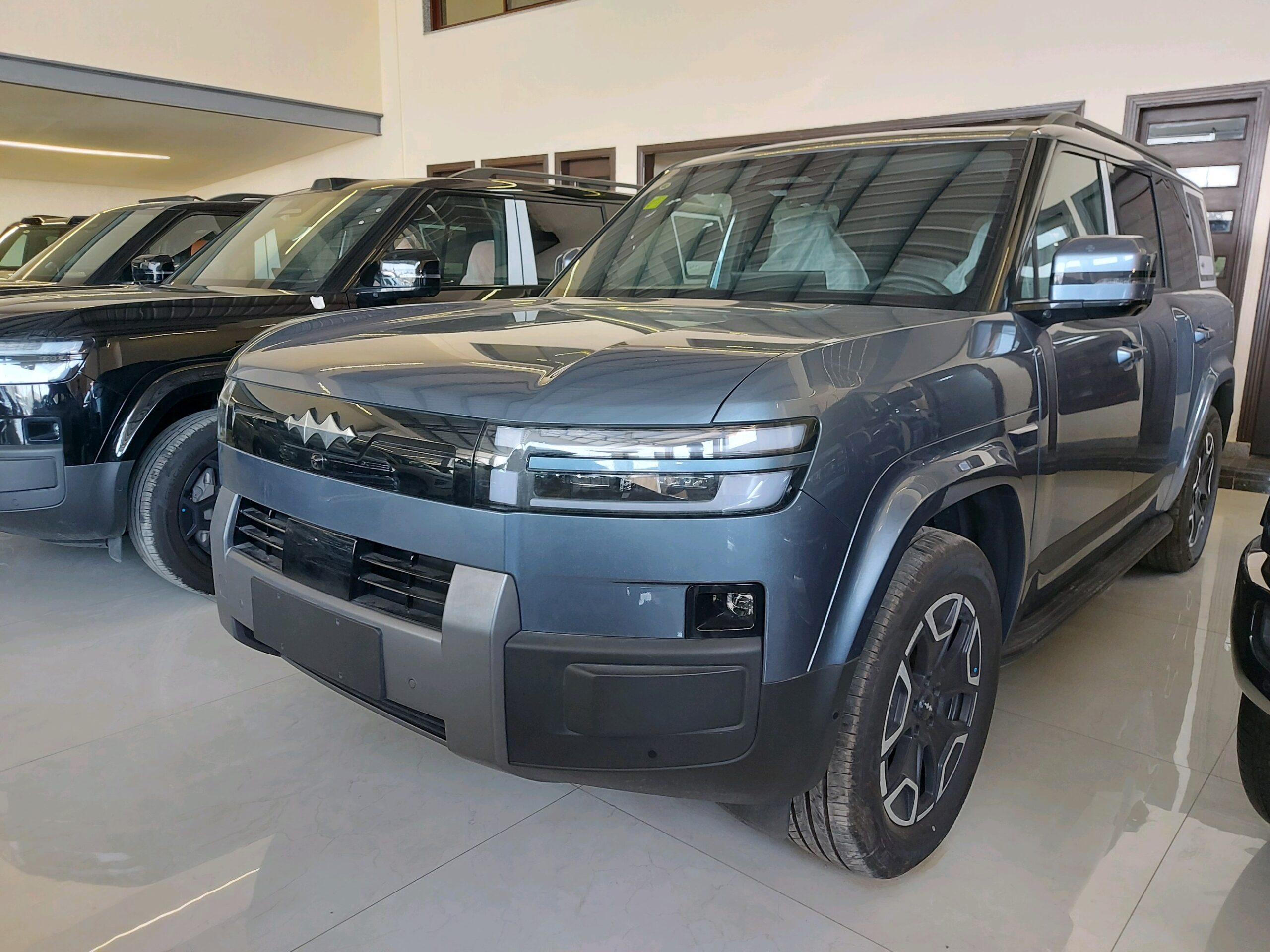 بي واي دي Leopard Titanium 7 2025