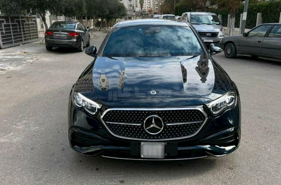 مرسيدس بينز E300 2025