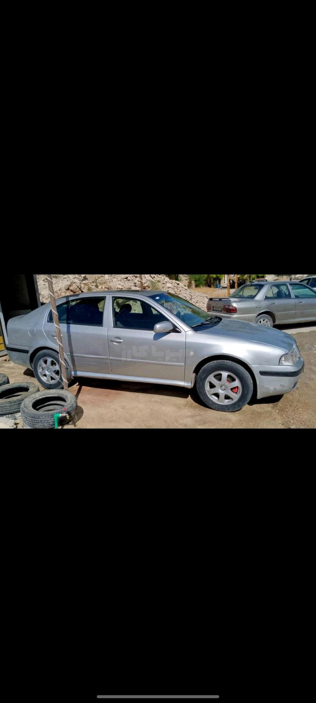 سكودا اوكتافيا 2001