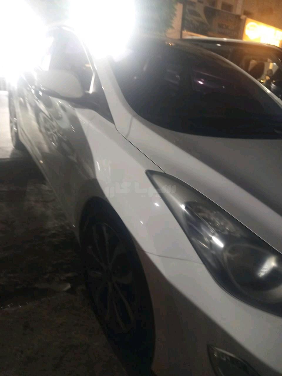 هيونداي الينترا 2014