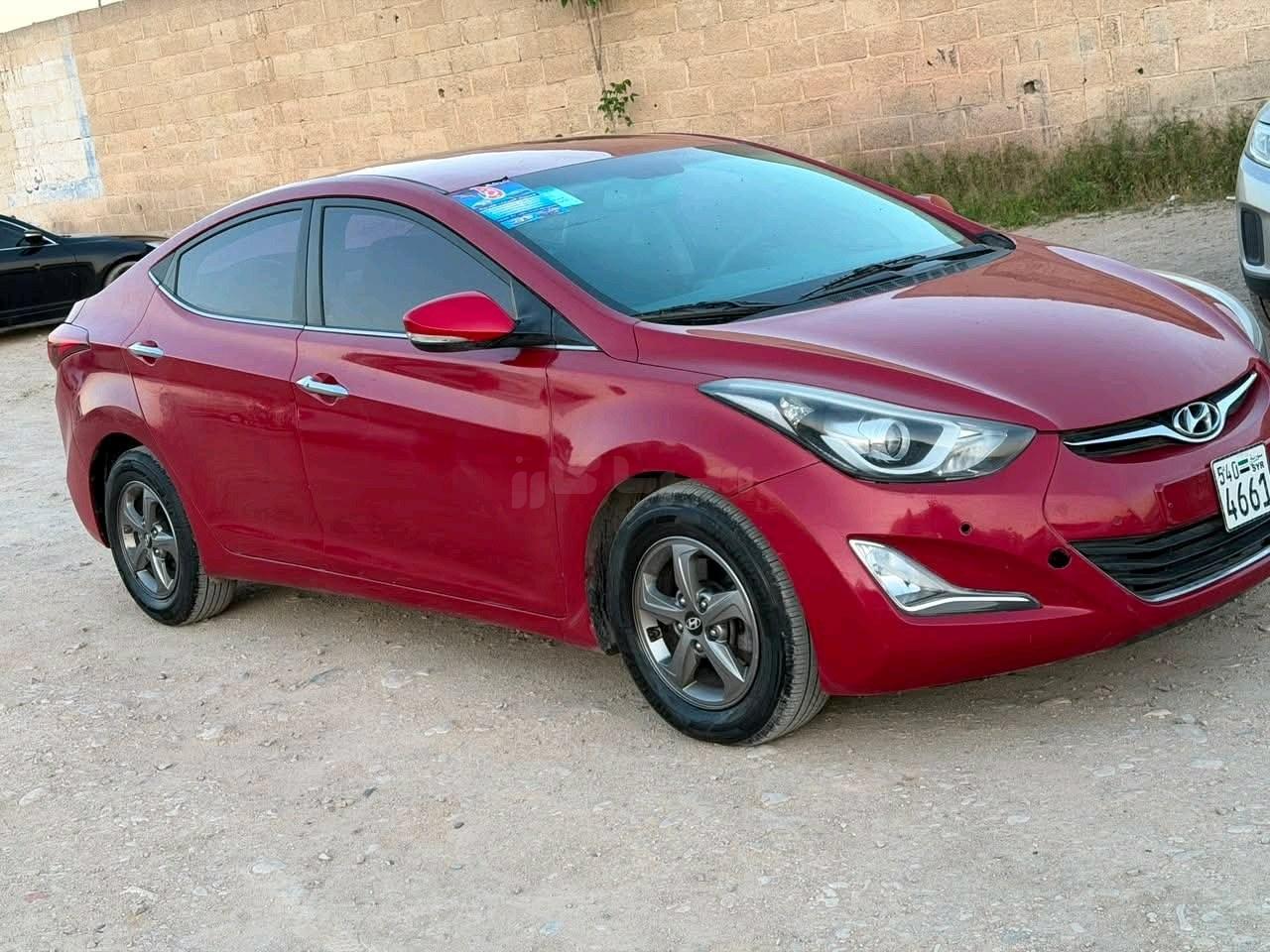 هيونداي الينترا 2015