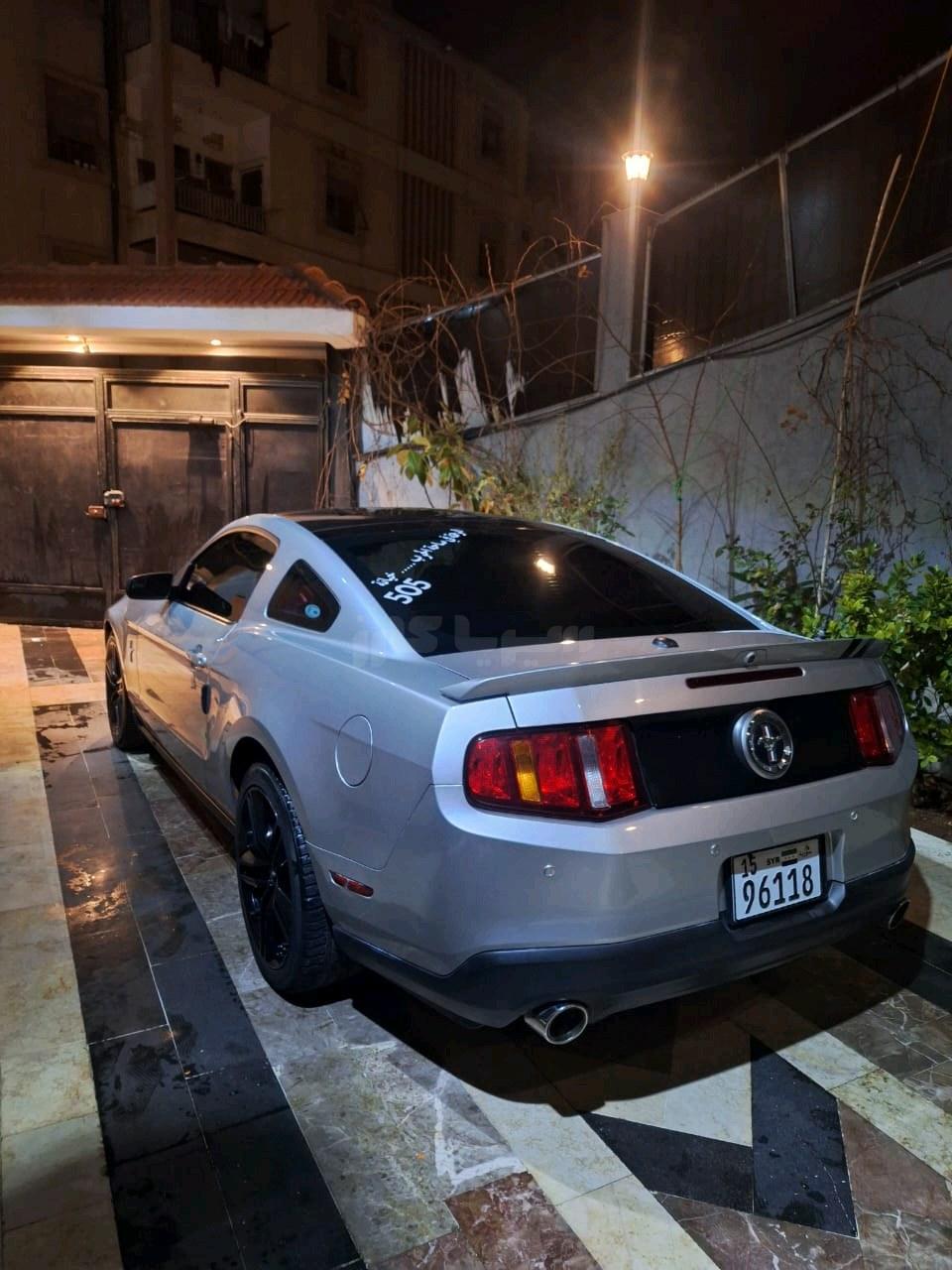 فورد Mustang 2011
