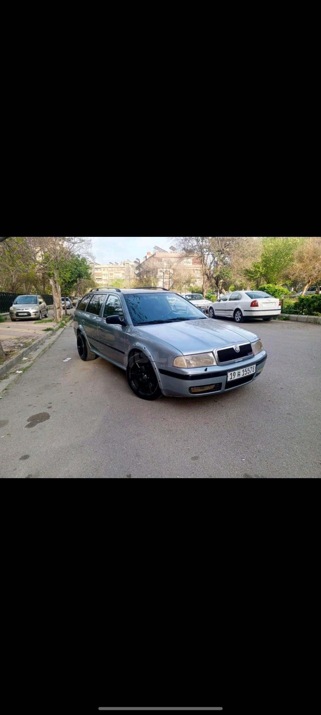 سكودا اوكتافيا 2002